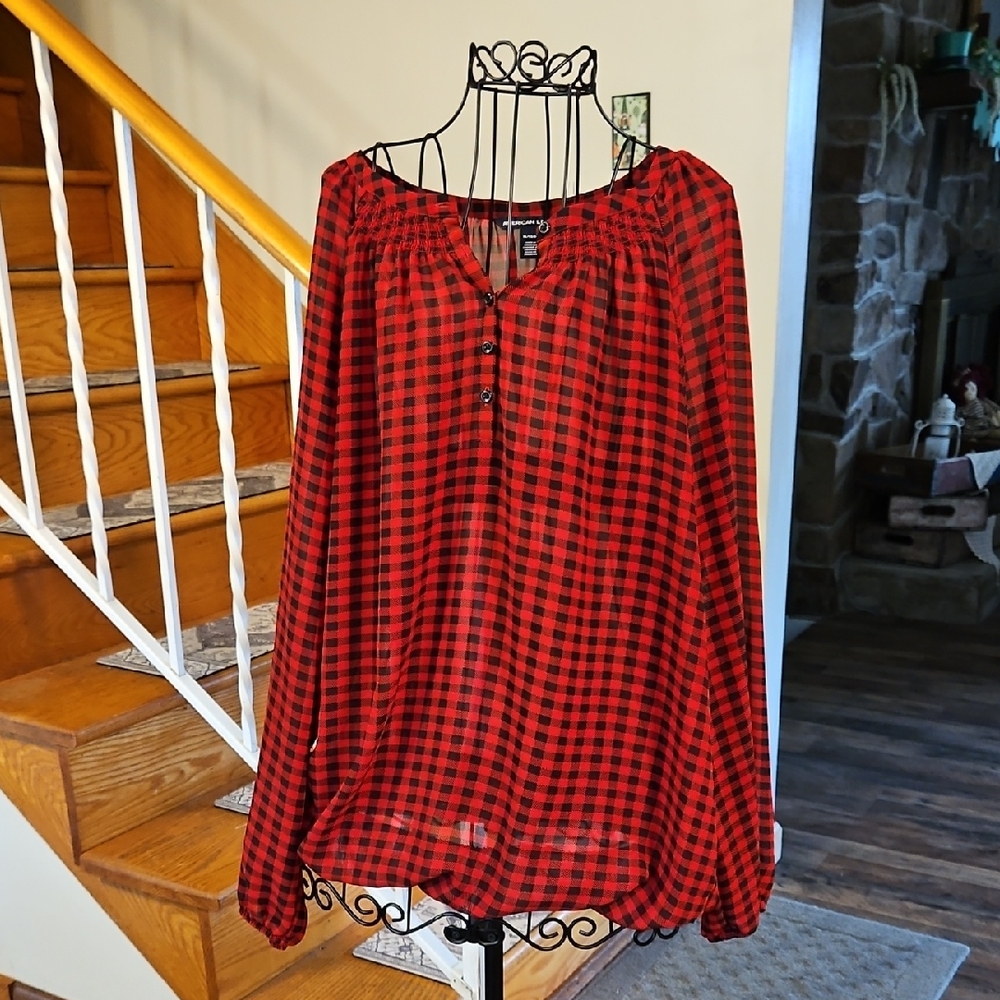 👚American Living Red and Black Plaid Peasant Blouse